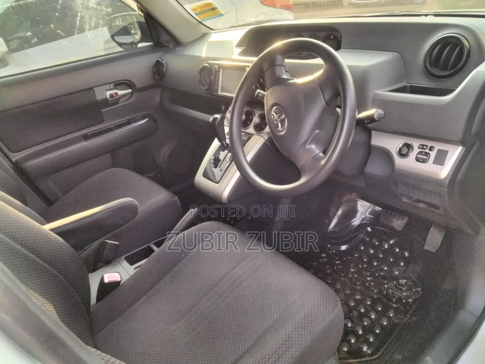 Toyota Corolla Rumion 2010 White