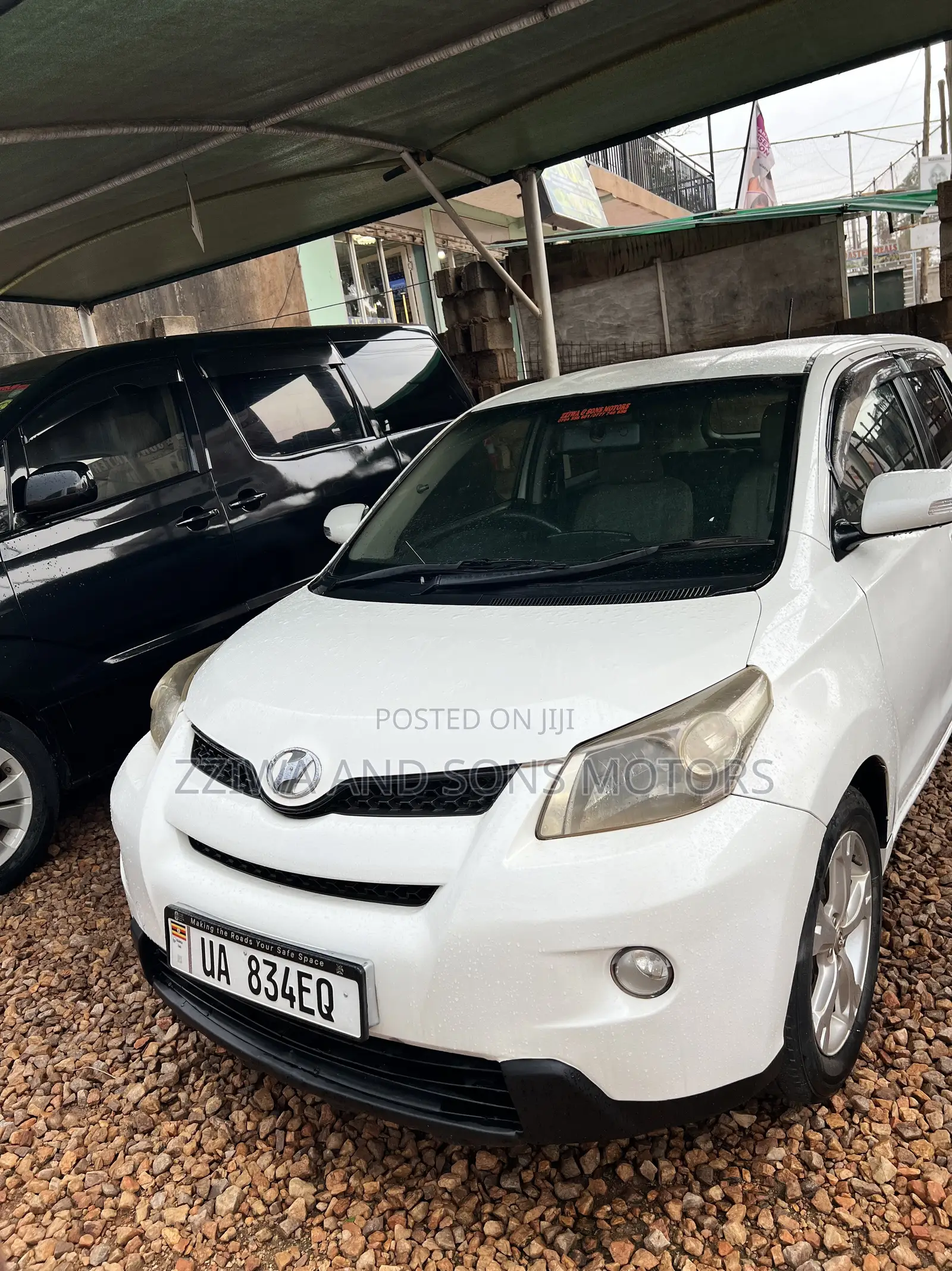 Toyota IST 2012 White