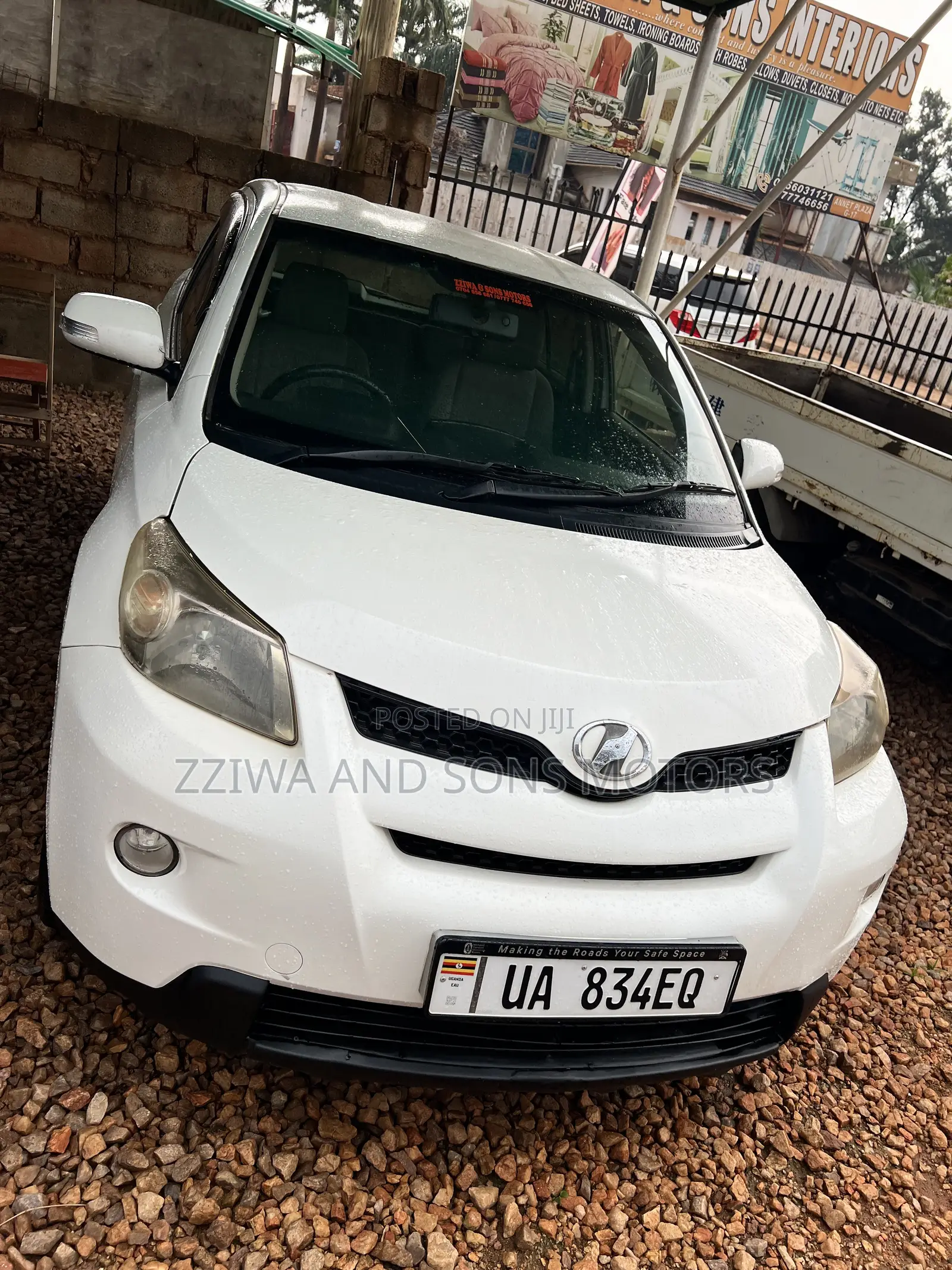 Toyota IST 2012 White