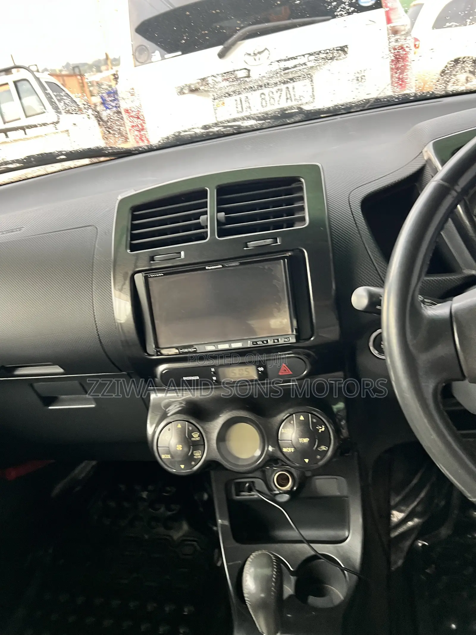 Toyota IST 2012 White