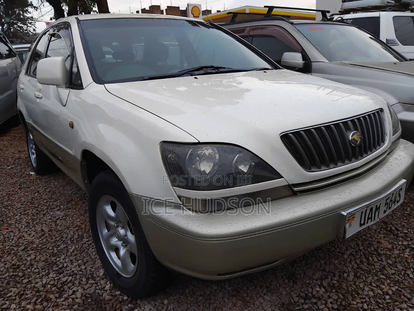 Toyota Harrier 2001 Off white
