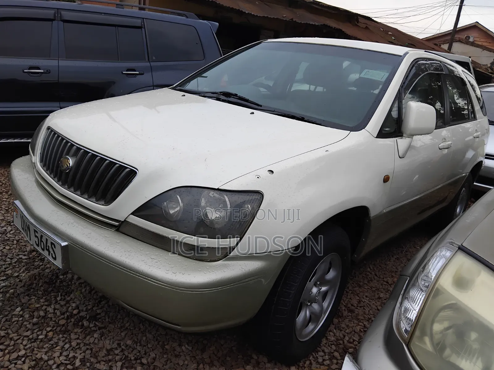 Toyota Harrier 2001 Off white