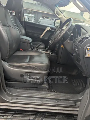 Toyota Land Cruiser 2016 Gray