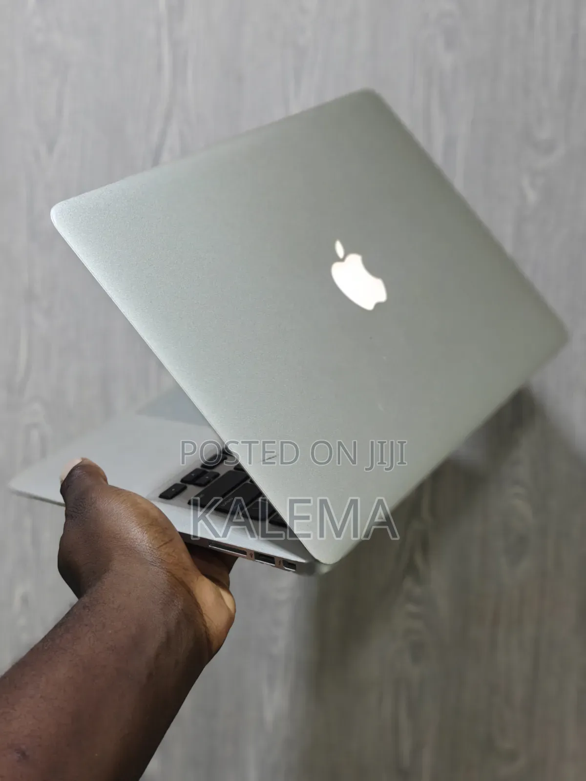 Laptop Apple MacBook Air 2017 8GB Intel Core i5 SSD 256GB