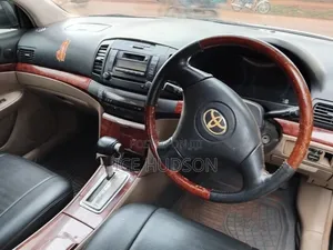 Toyota Premio 2005 Ivory