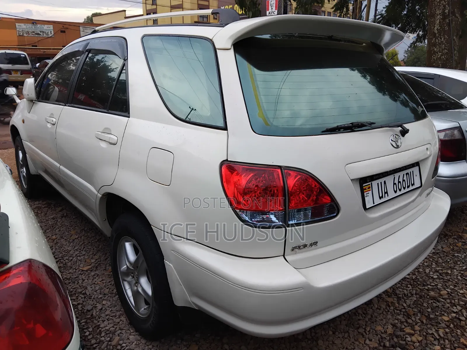 Toyota Harrier 2002 Off white