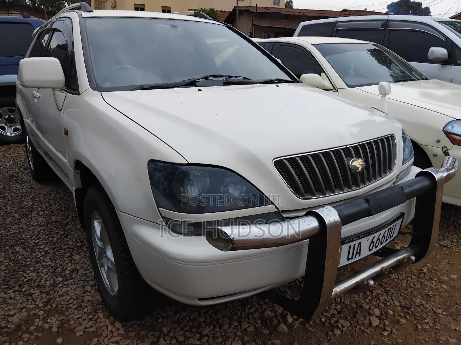 Toyota Harrier 2002 Off white
