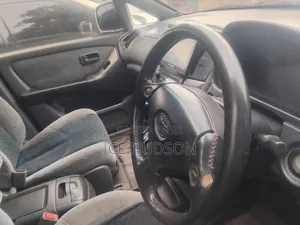 Toyota Harrier 2002 Off white