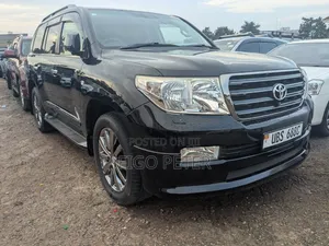 Toyota Land Cruiser 2010 Black