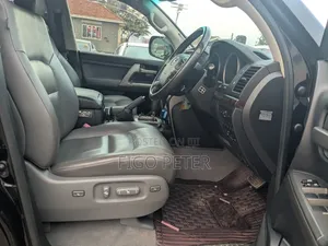 Toyota Land Cruiser 2010 Black