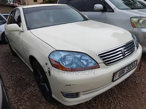 Toyota Mark II 2003 Off white