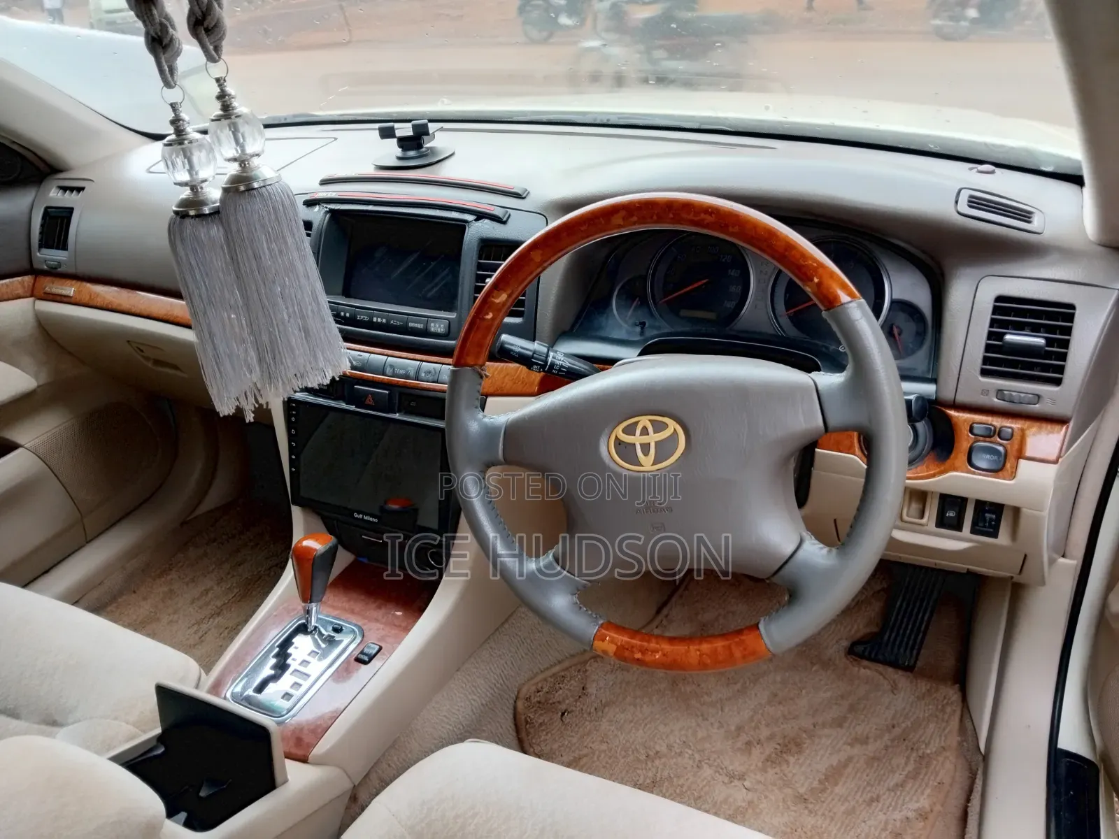 Toyota Mark II 2003 Off white