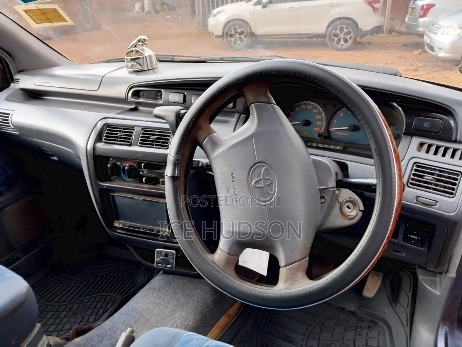 Toyota Noah 2003 Blue
