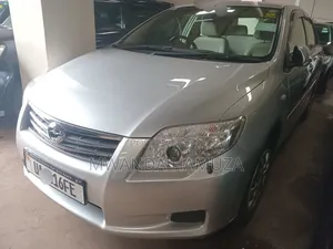 Toyota Axio 2012 Silver