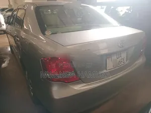 Toyota Axio 2012 Silver
