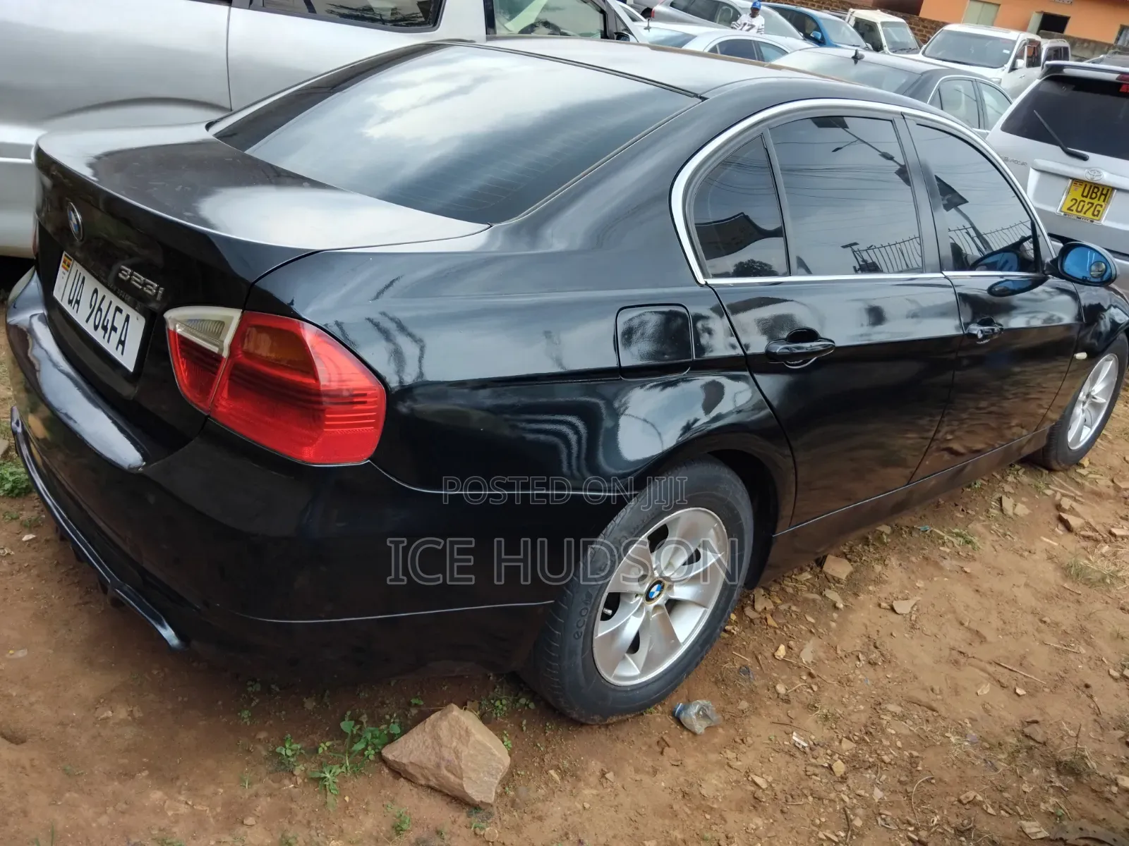 BMW 323i 2010 Black