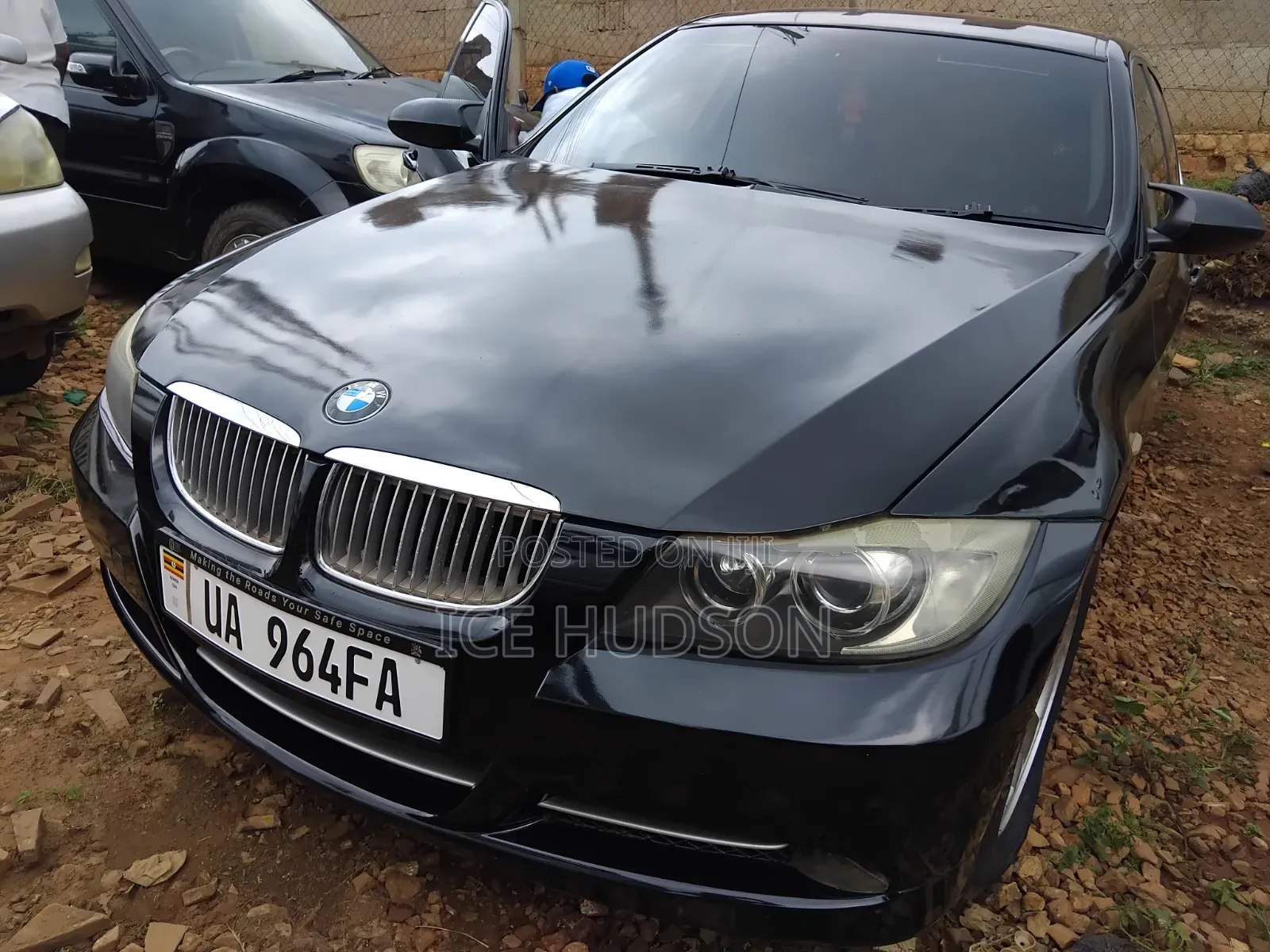 BMW 323i 2010 Black