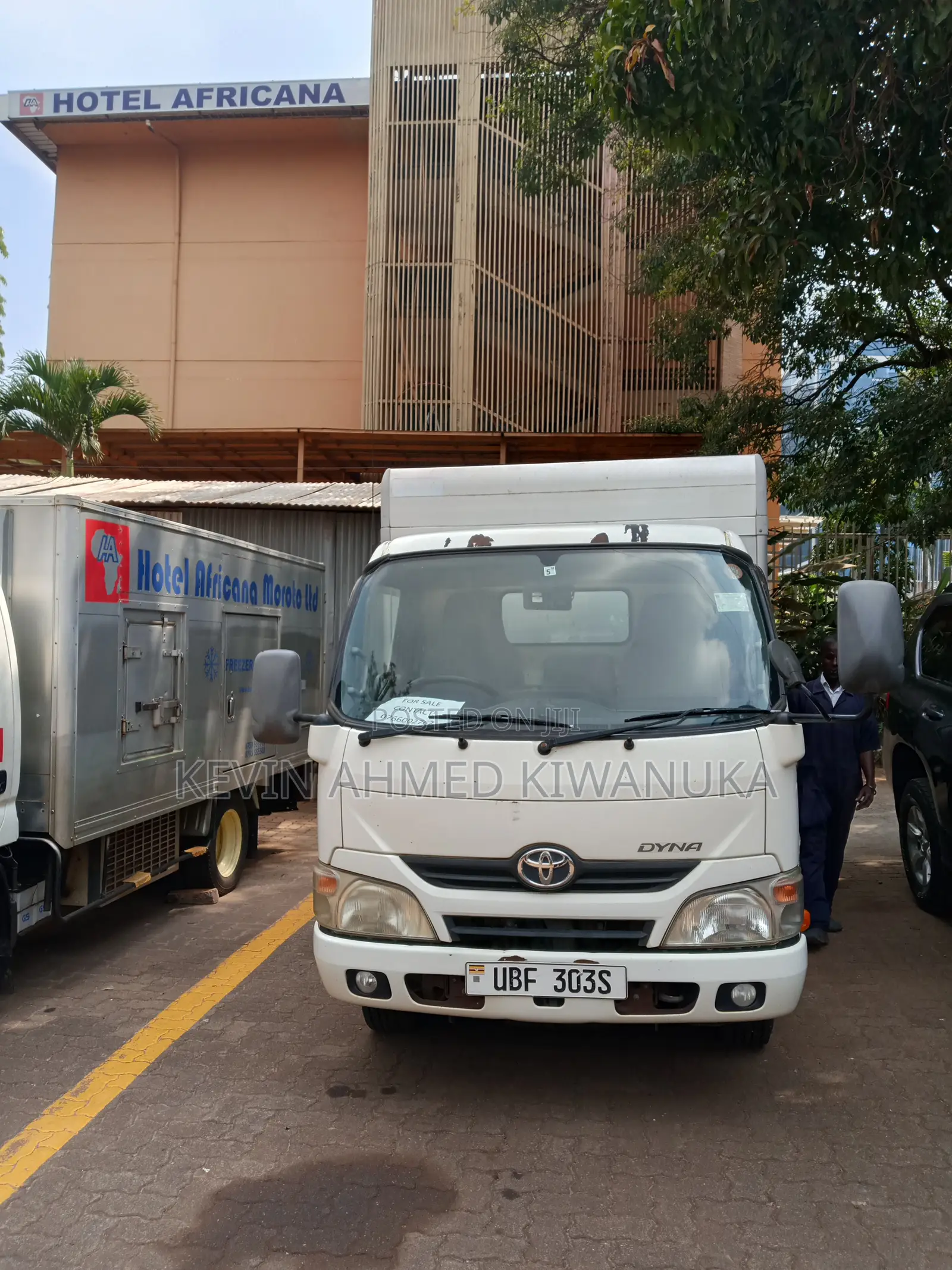 Toyota Fun Cargo 2010 White