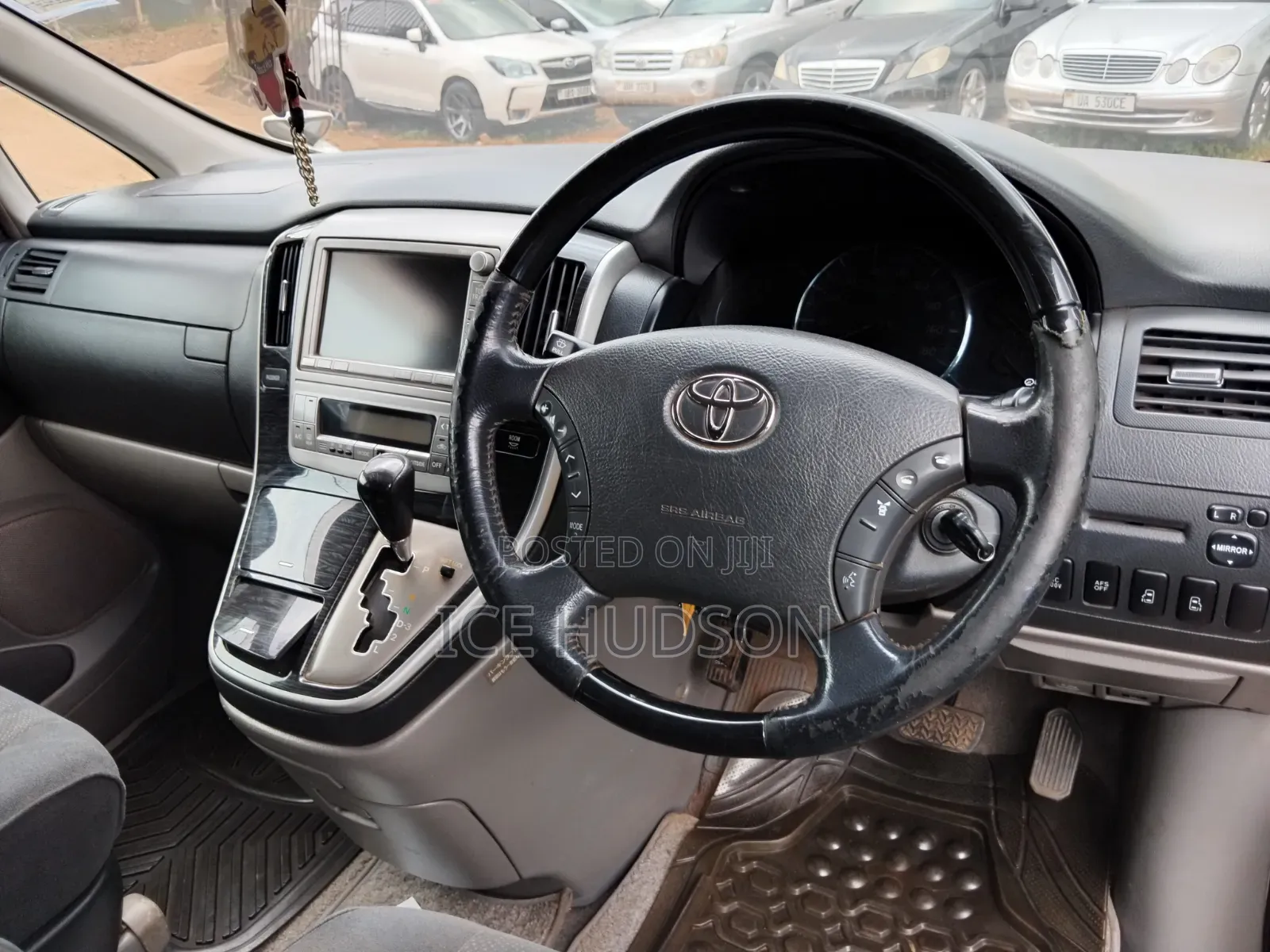 Toyota Alphard 2008 Off white