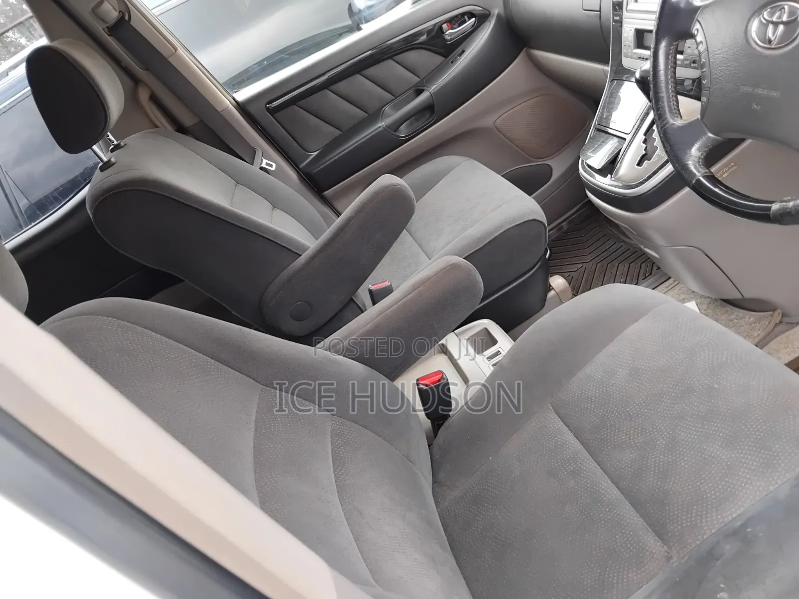 Toyota Alphard 2008 Off white