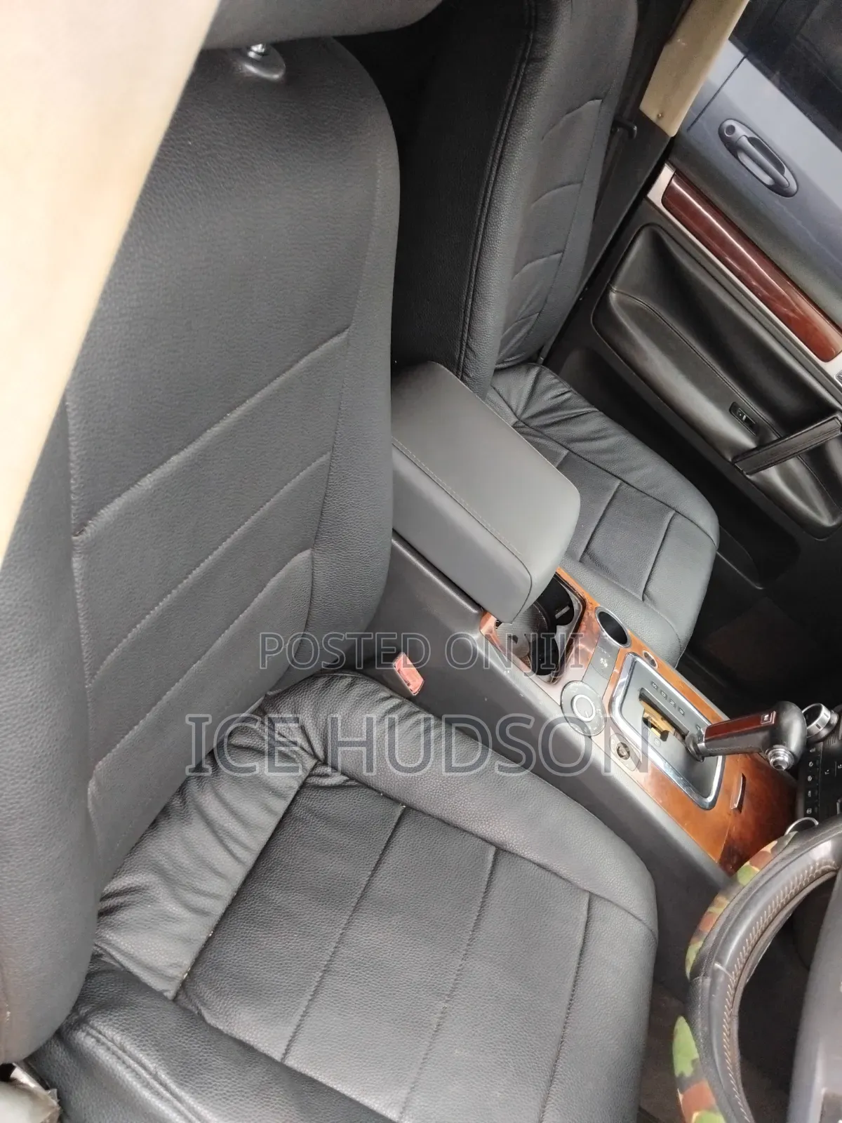 Volkswagen Touareg 2009 Blue