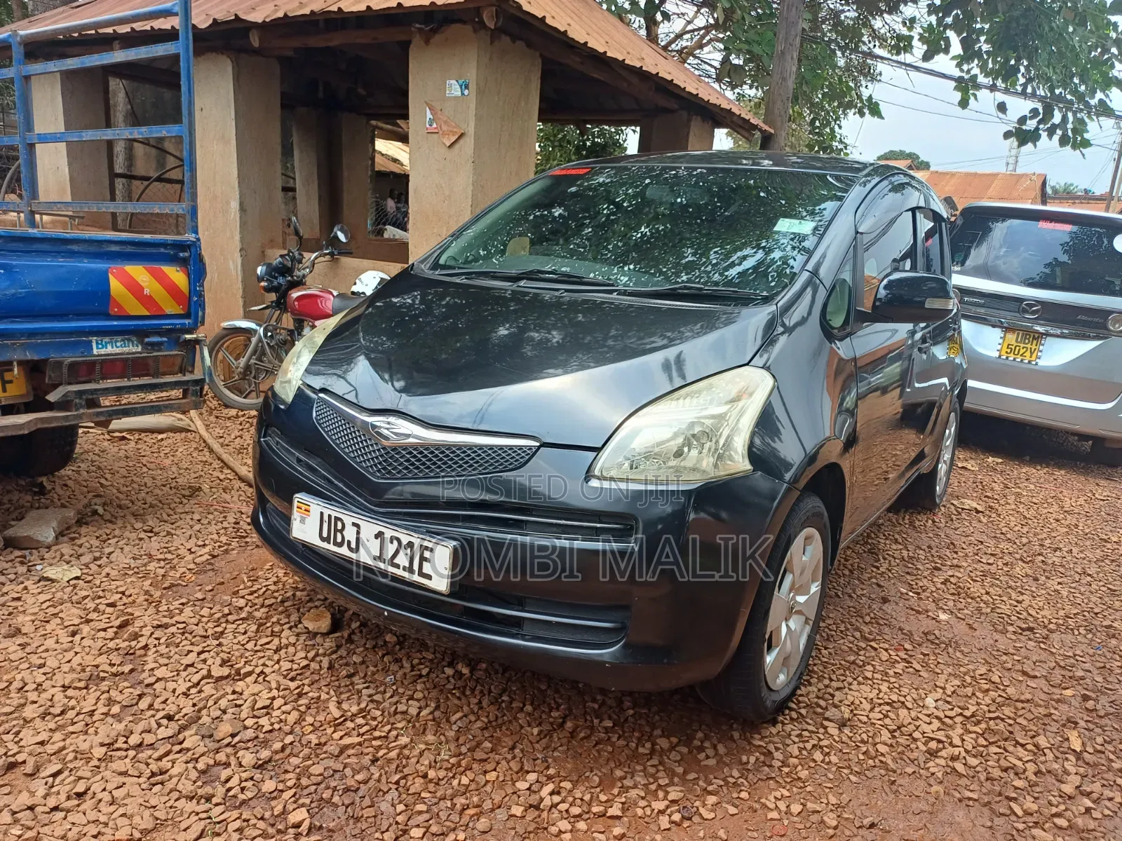 Toyota Ractis 2006 Black