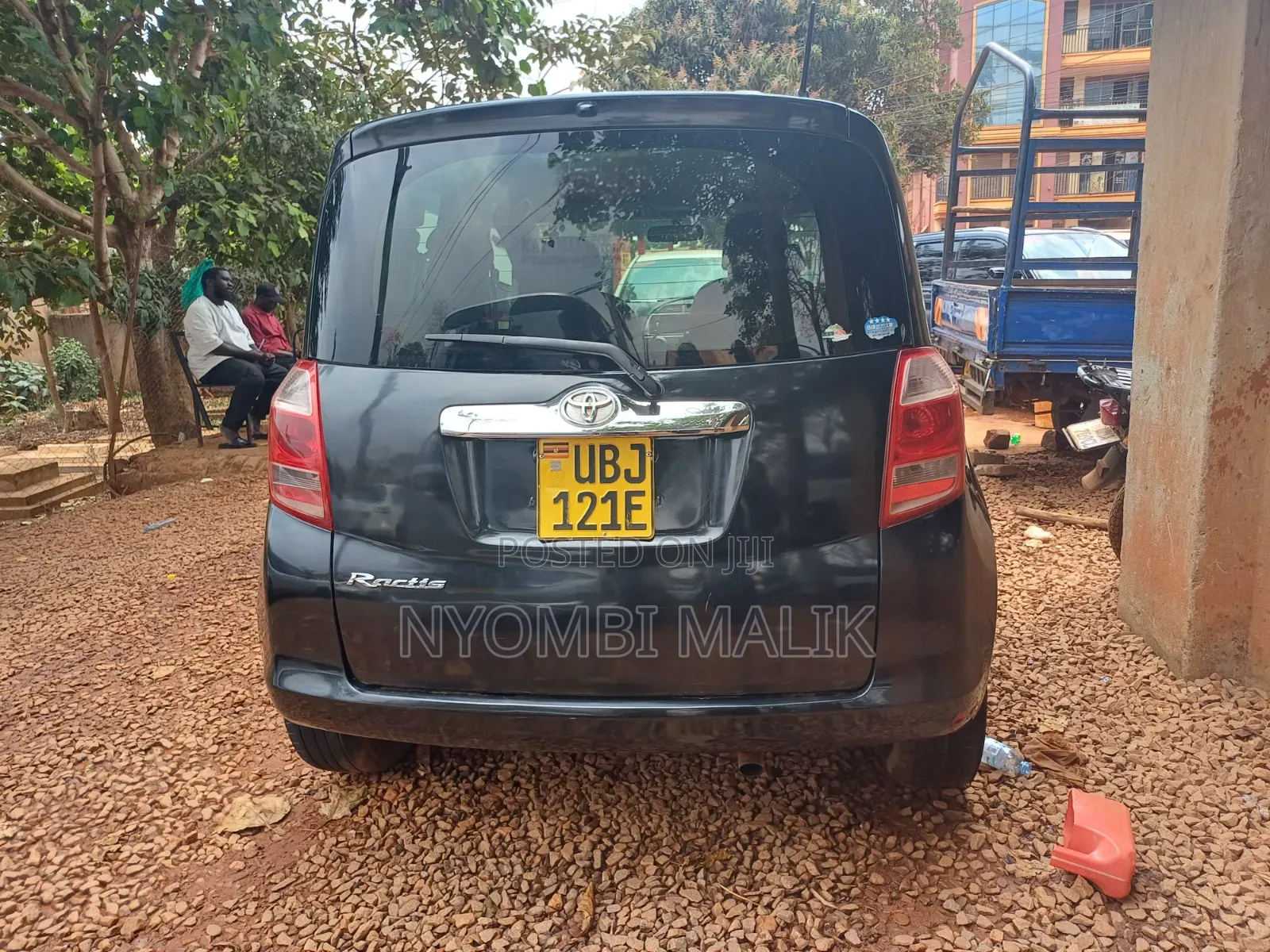 Toyota Ractis 2006 Black