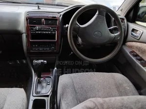 Toyota Corona Premio 2000 Silver
