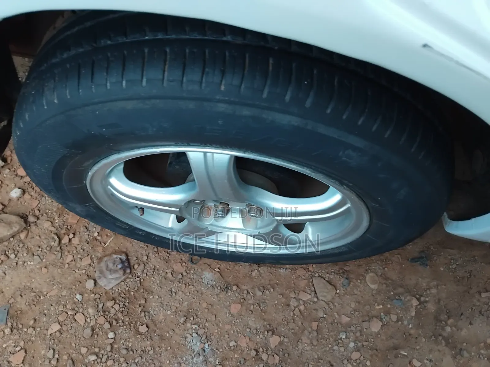 Toyota Corona Premio 2000 Silver