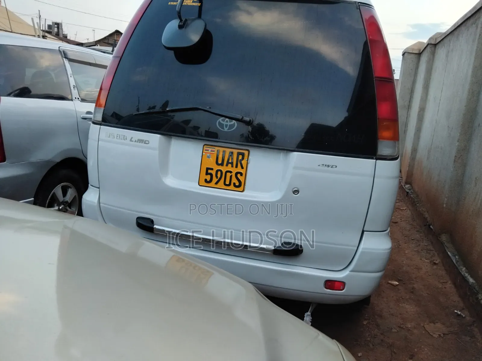Toyota TownAce Noah 2000 Pearl