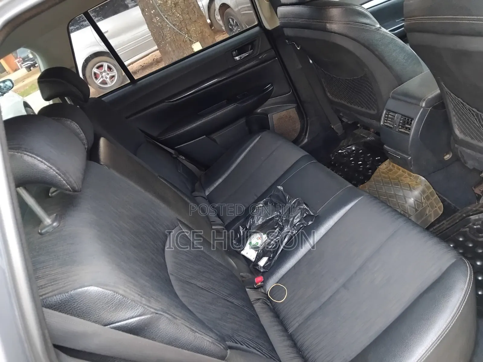 Subaru Legacy 2009 Silver