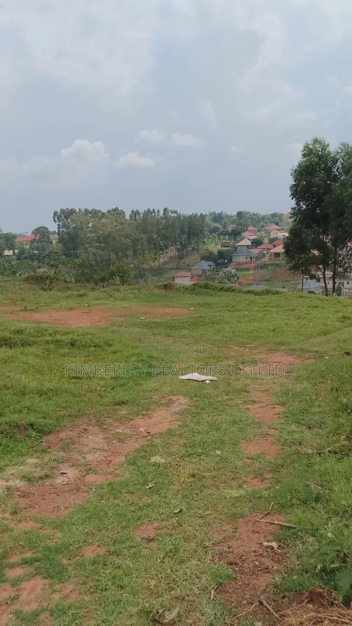 Commercial Land for Sale – Matugga–kasangati Road!