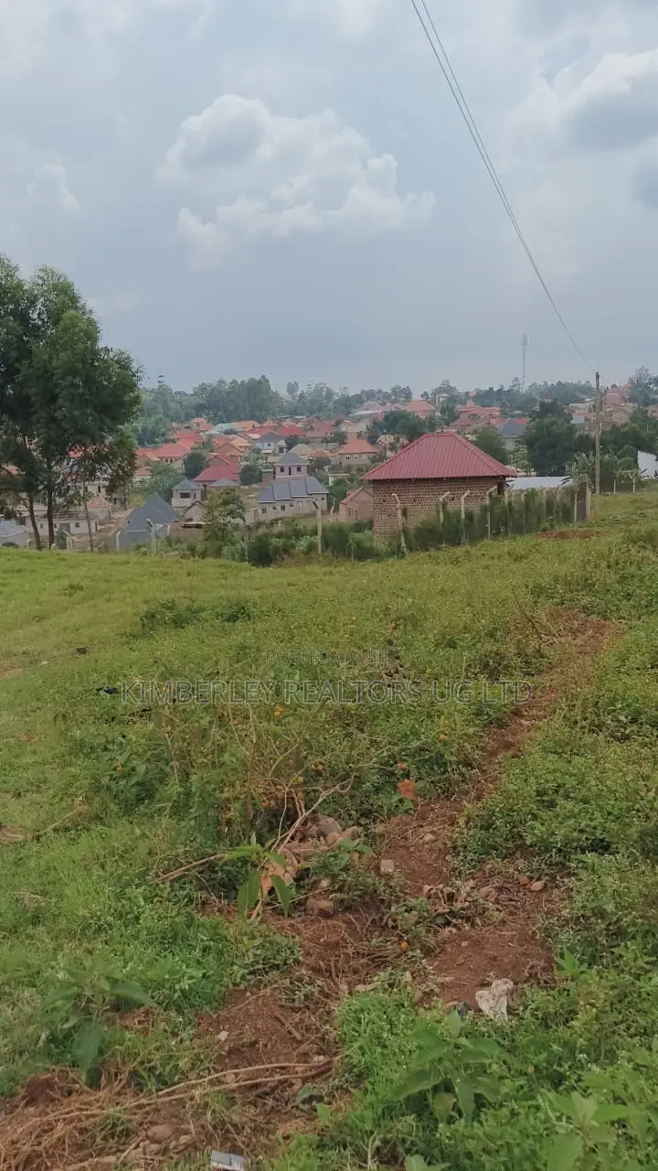 Commercial Land for Sale – Matugga–kasangati Road!