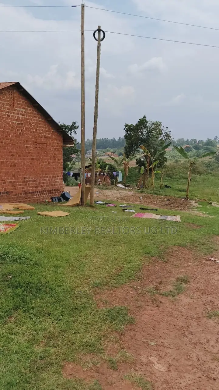 Commercial Land for Sale – Matugga–kasangati Road!