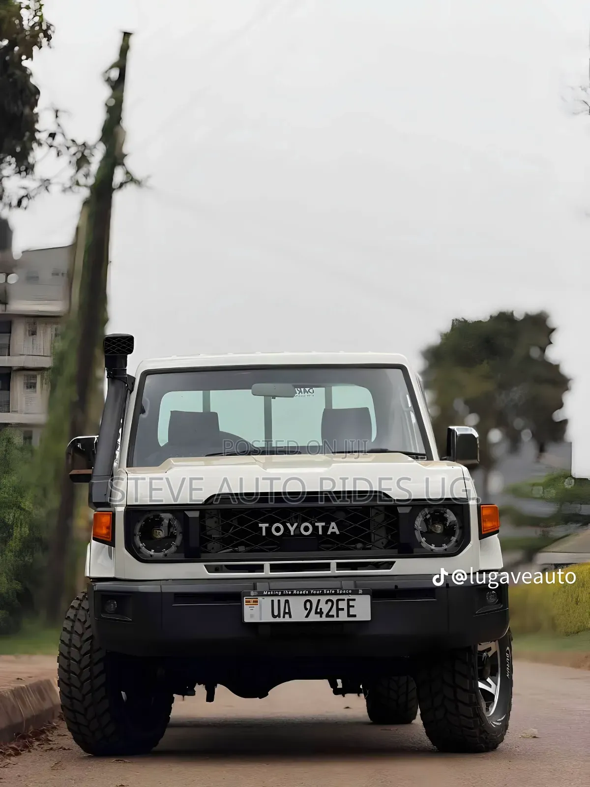 Toyota Land Cruiser 2025 White