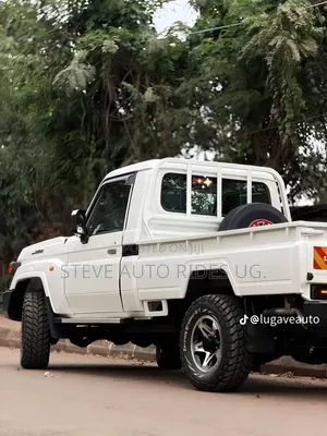 Toyota Land Cruiser 2025 White