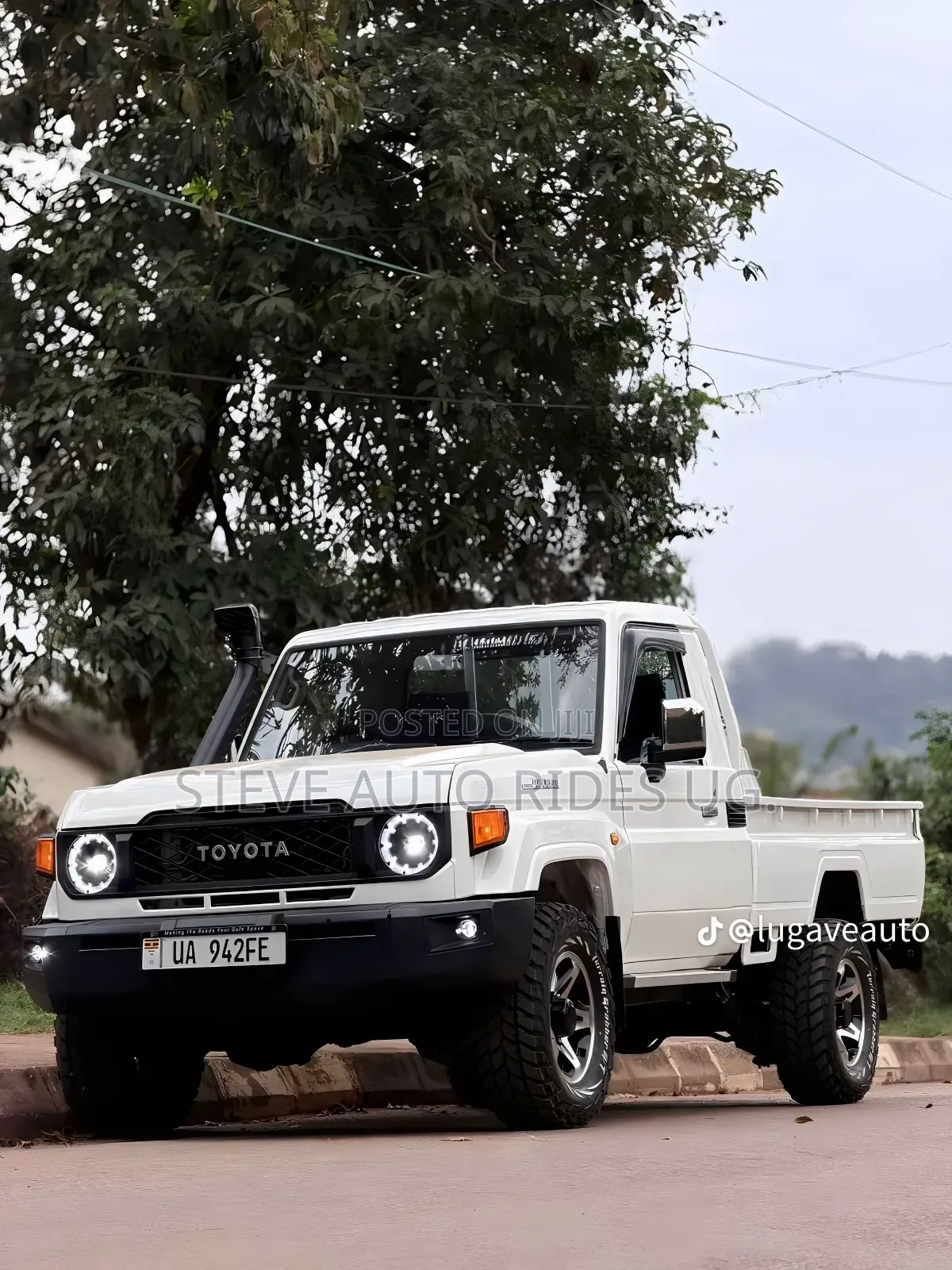 Toyota Land Cruiser 2025 White