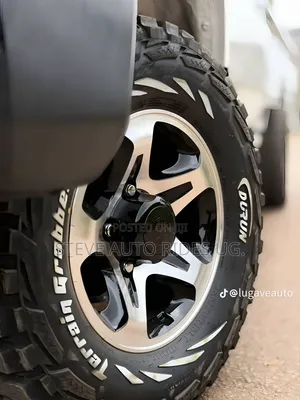 Toyota Land Cruiser 2025 White