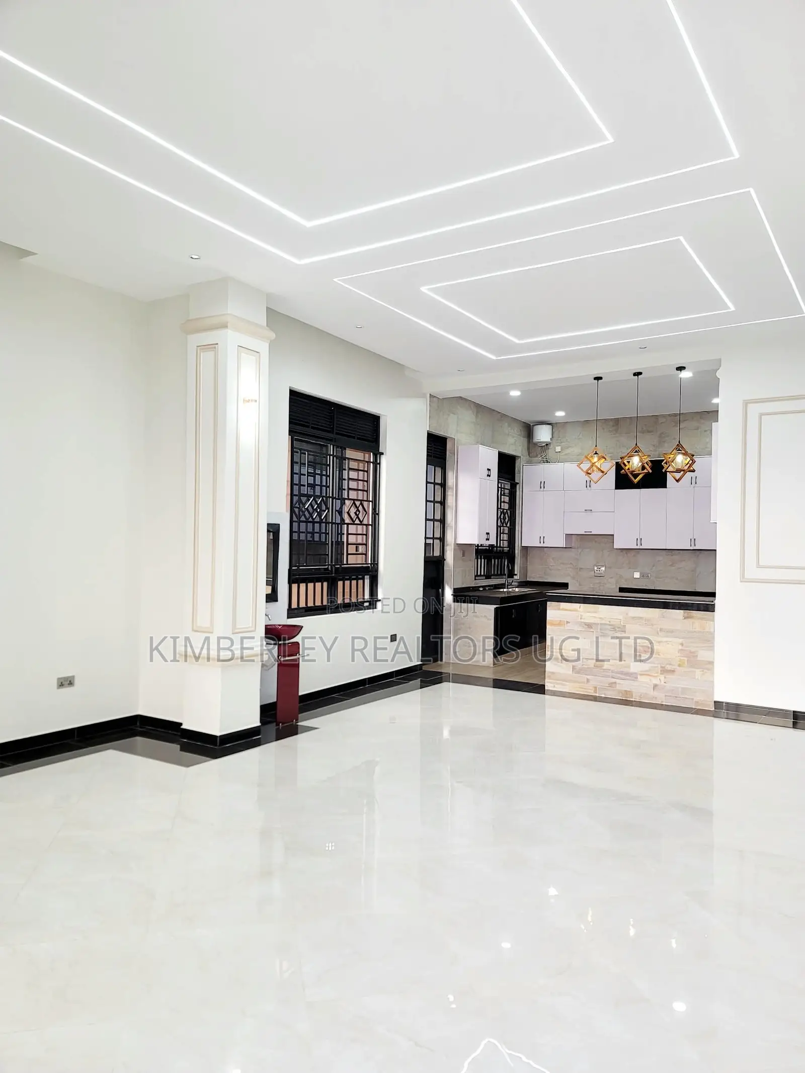 3bdrm House in Division A for sale