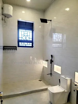 3bdrm House in Division A for sale