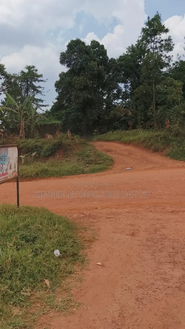 Prime Land for Sale – Makerere!