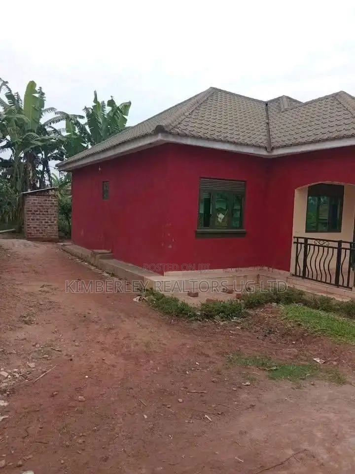 3bdrm House in Wakiso / Wakiso for sale