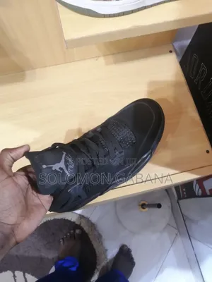Air Jordan 4