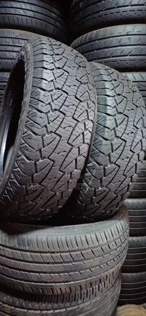 215 70 R16 Kapsin a/T Used but Still Gd Tires From China Bt in E Gd B