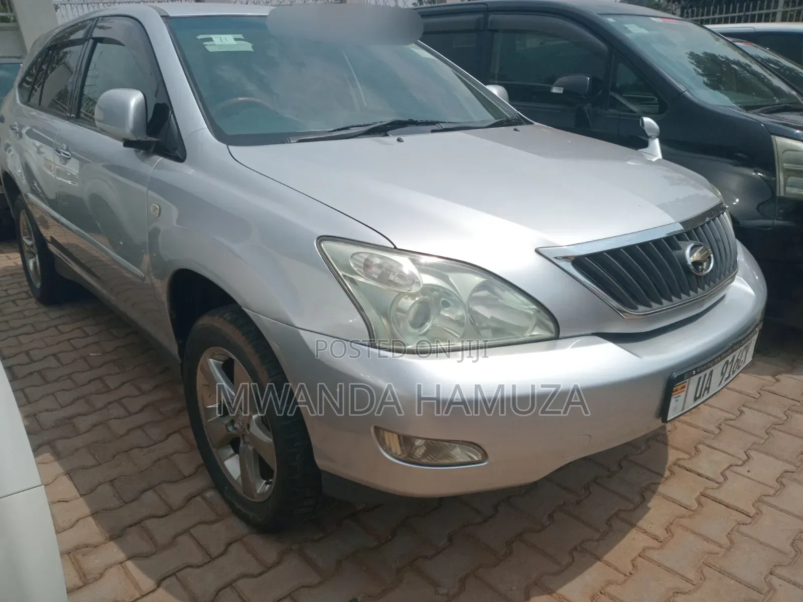 Toyota Harrier 2012 Silver