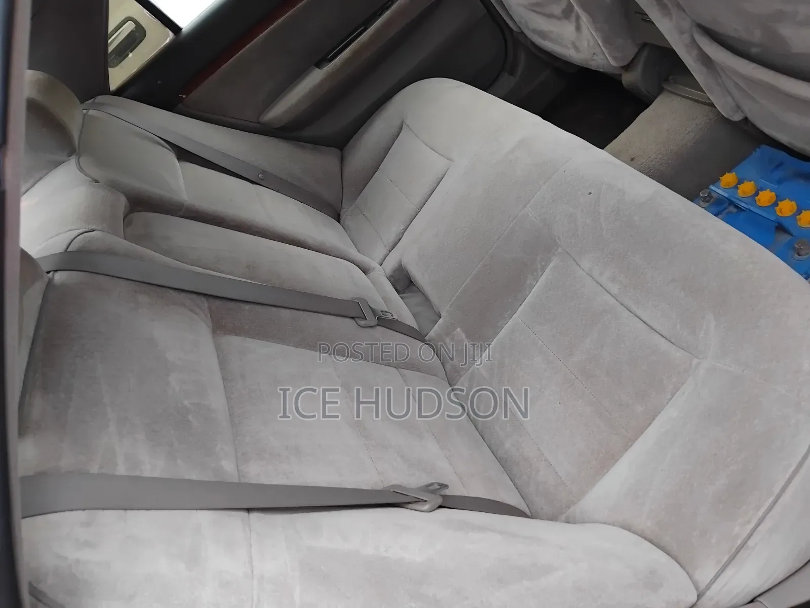 Toyota Mark II 2000 Silver