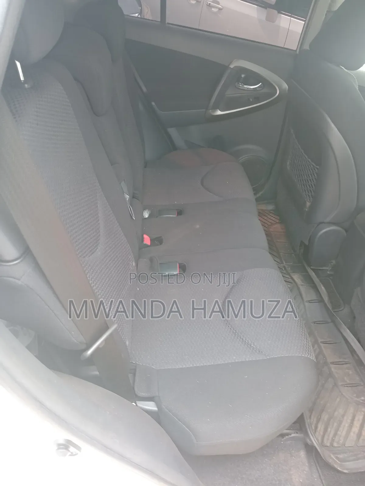 Toyota RAV4 2011 White