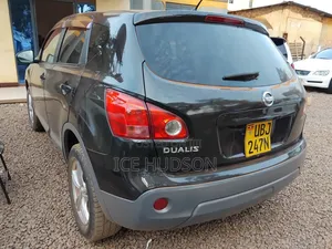 Nissan Dualis 2010 Black