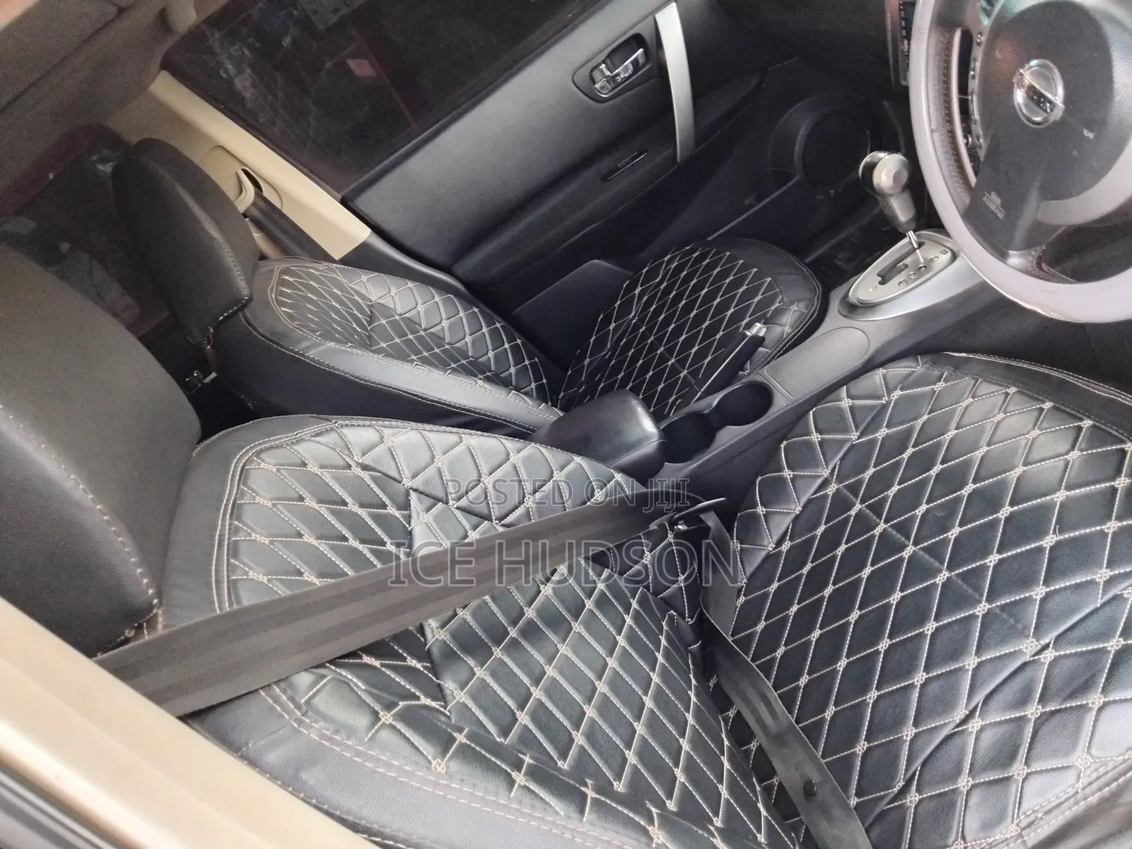 Nissan Dualis 2011 Black