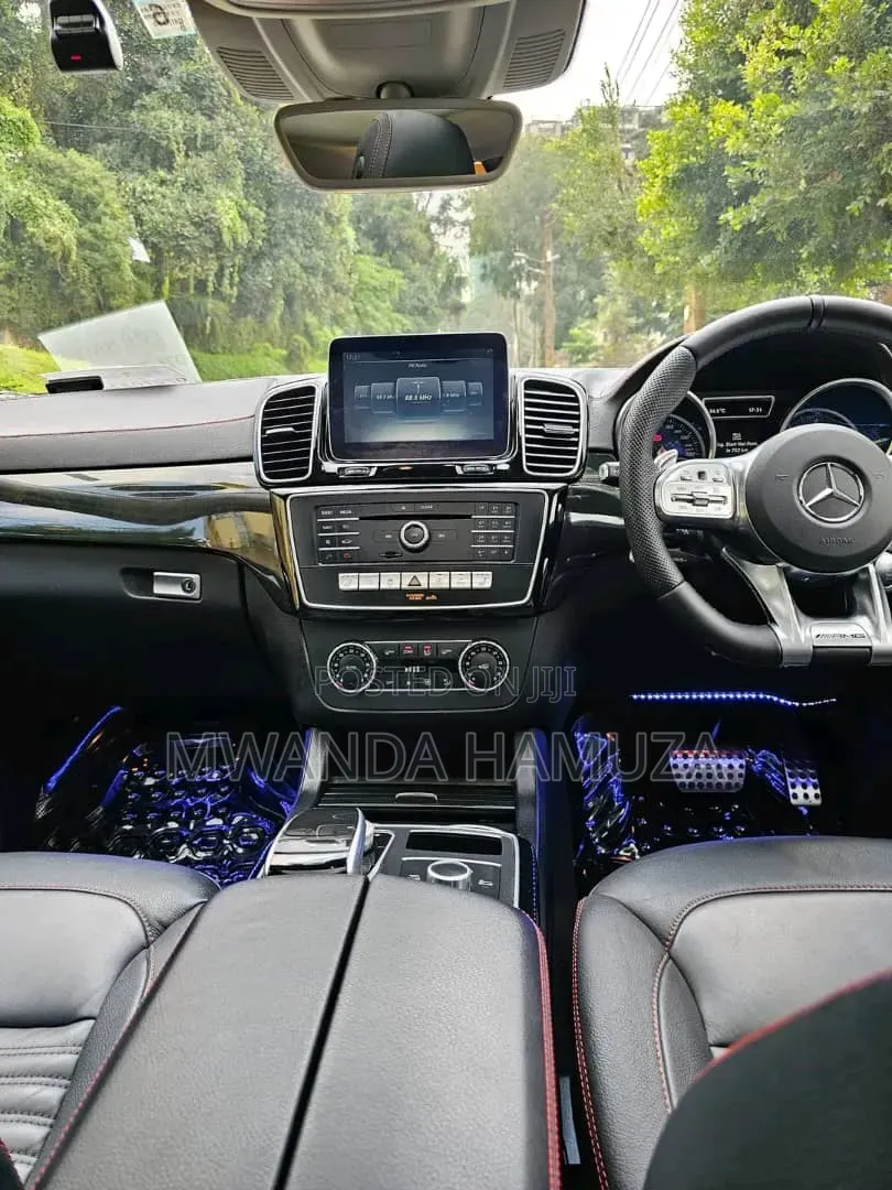 Mercedes-Benz GLE-Class 2017 White